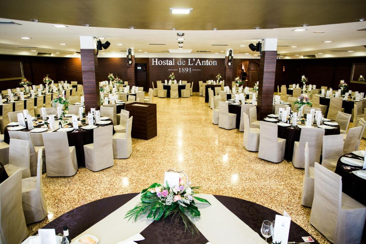 Hotel, H De L'Anton Batea Экстерьер фото